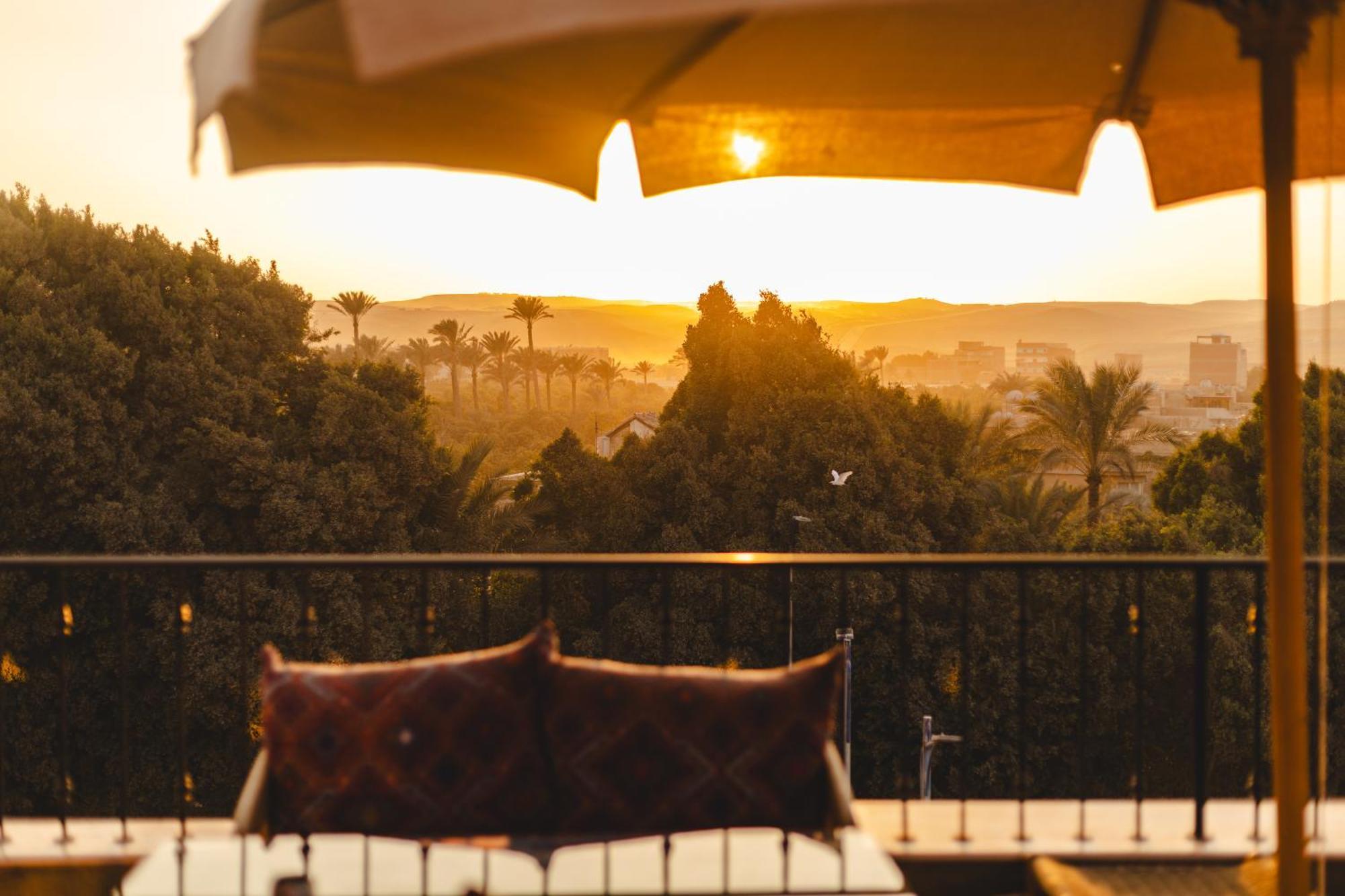 Almas Pyramids Hotel Kafrat al Jabal Exterior photo